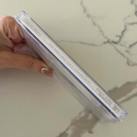 NEW SEALED Taylor Swift TTPD CD + Bonus But Daddy I Love Him (Acoustic Version) - Picture 3 of 5